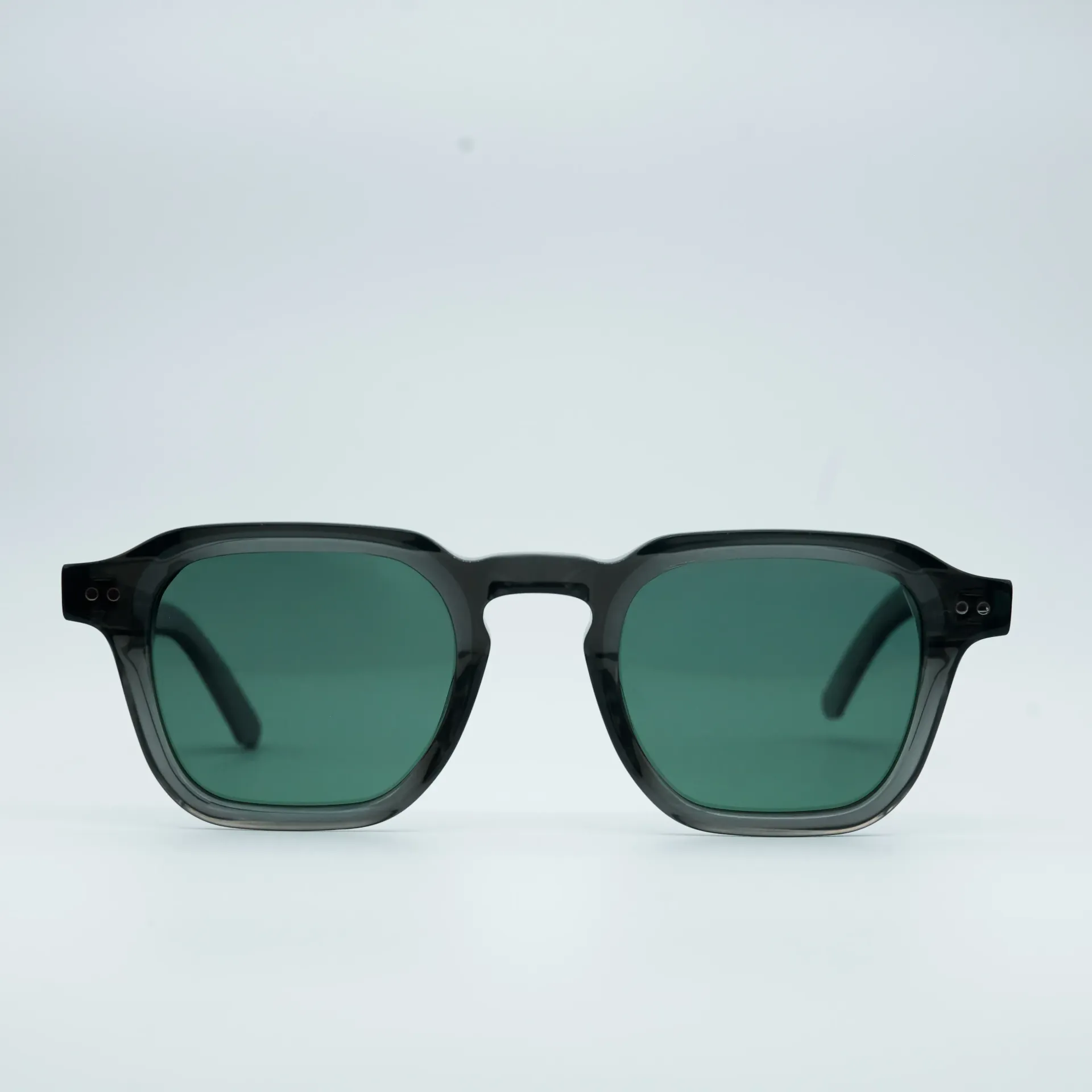 882243SC03_SUN 48 GREY