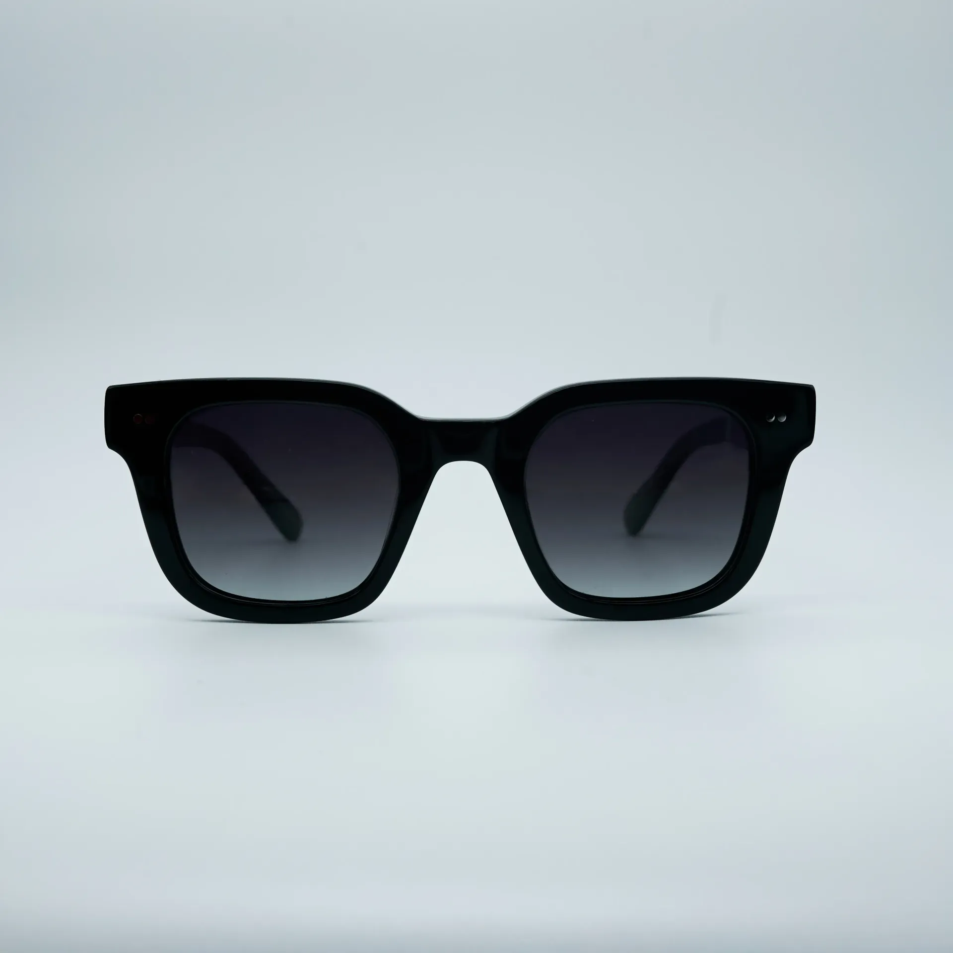 882254SCO1_SUN 47 BLACK
